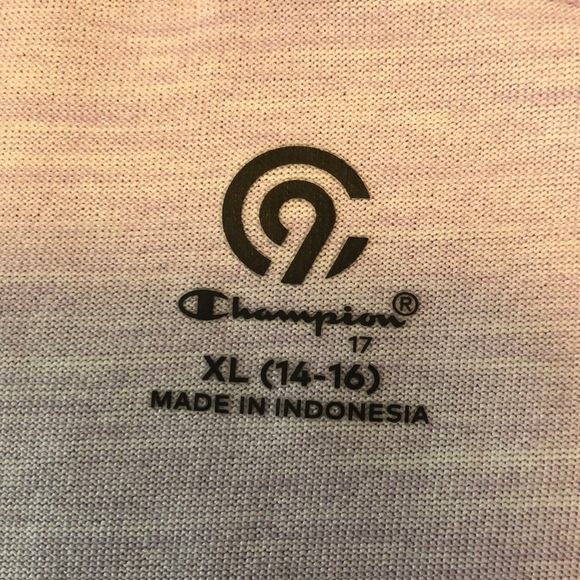 Champion girl’s matching shirt/skirt set - Picture 5 of 8